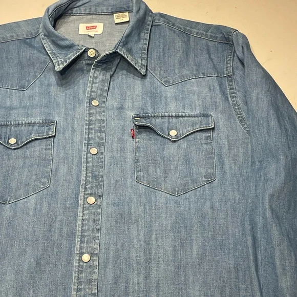 Levi's (2010’s) Large Slim Cowboy Cut Sky Blue Button-Up denim Shirt - Picture 5 of 13
